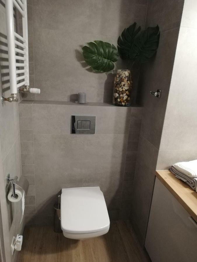 Papaver Apartament Zielona Góra Buitenkant foto