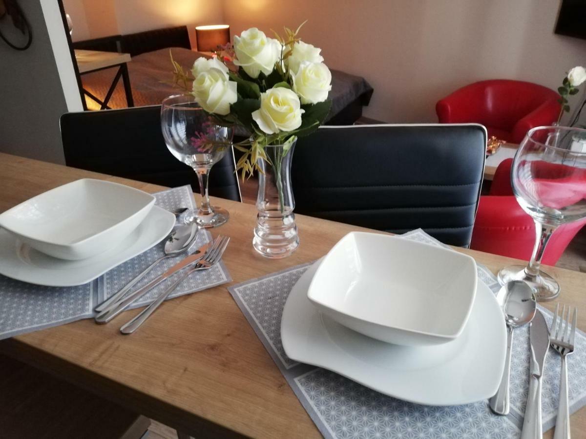 Papaver Apartament Zielona Góra Buitenkant foto