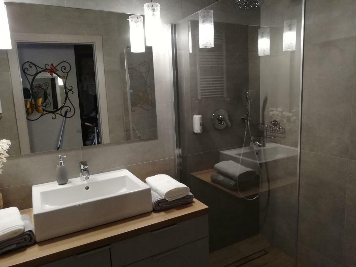 Papaver Apartament Zielona Góra Buitenkant foto