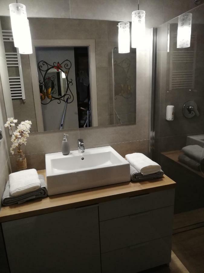 Papaver Apartament Zielona Góra Buitenkant foto